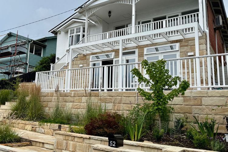 Glorious Views –  beautiful 1925 heritage house