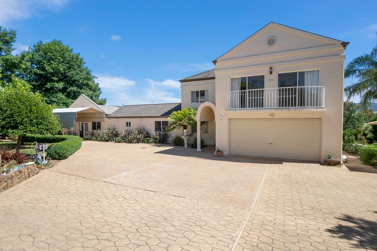 Buffalo River Retreat – 6 Bedroom