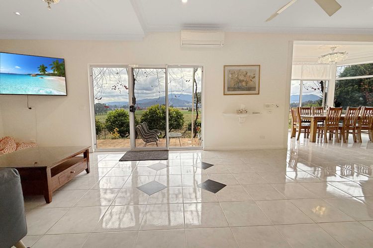 Buffalo River Retreat – 6 Bedroom