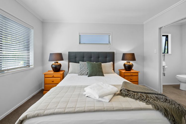 SEVEN BY THE SEA TOURIST HOT SPOT
