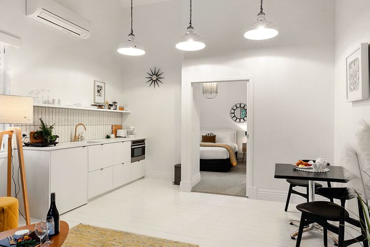 Apartment 22