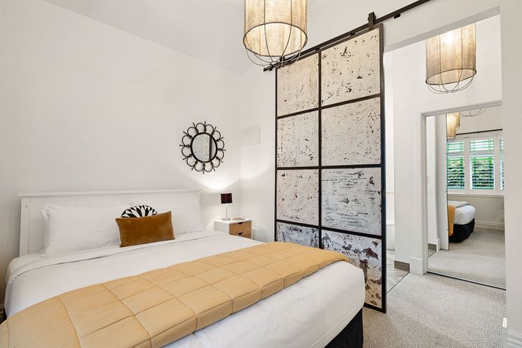 Apartment 22