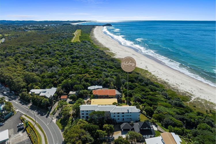 Shoreline 3 Beachfront Apartment