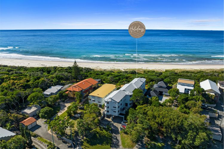 Shoreline 3 Beachfront Apartment