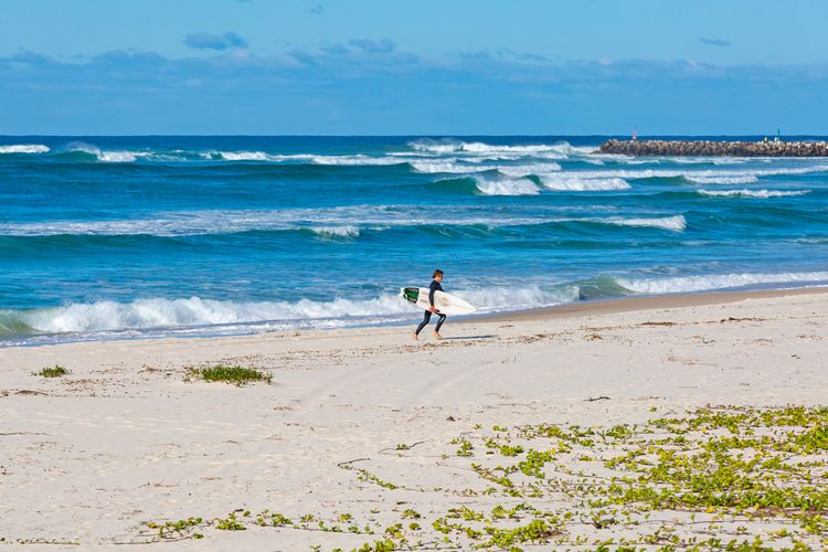 Casuarina Surfbreak Beach House with Pool