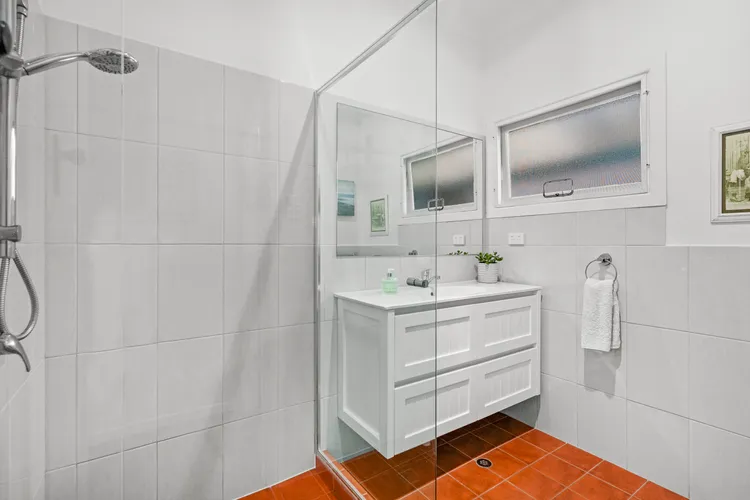 Pacific Waves – Pet Friendly Original Beach House