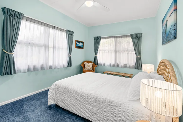 Pacific Waves – Pet Friendly Original Beach House