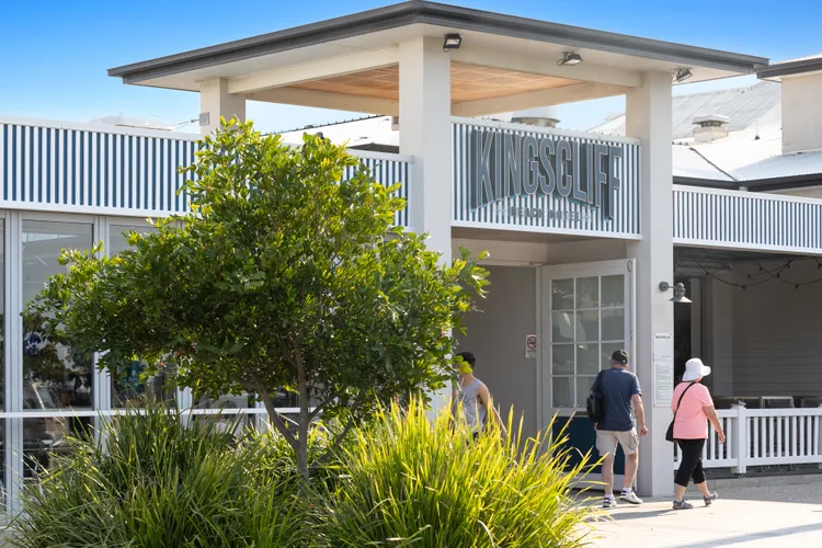 Pacific Waves – Pet Friendly Original Beach House