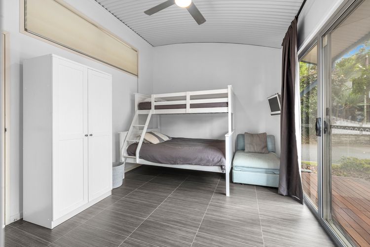 Beach Shacks 1 – With Complex Pool, Spa and Bbq