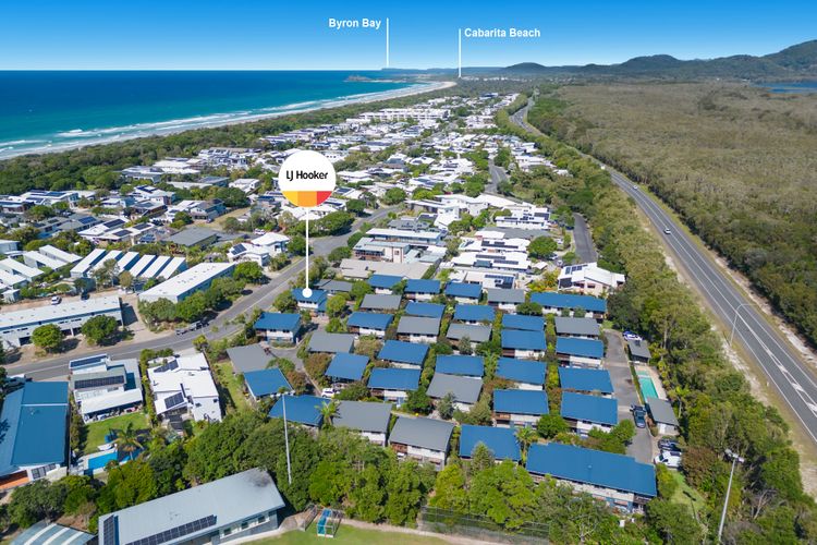 Beach Shacks 1 – With Complex Pool, Spa and Bbq