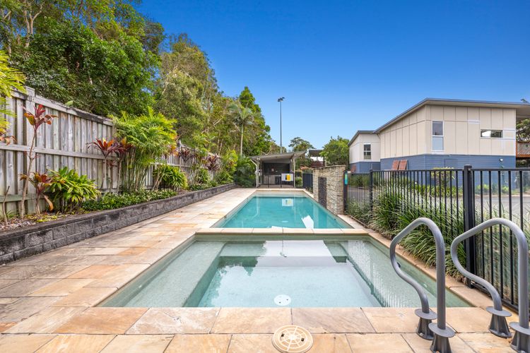 Beach Shacks 1 – With Complex Pool, Spa and Bbq