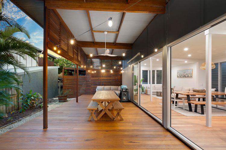 The Beach Casa – 300m to Beach!