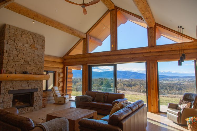 The Log House – Jindabyne