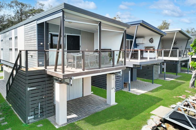 CABIN 17 – Lake Conjola