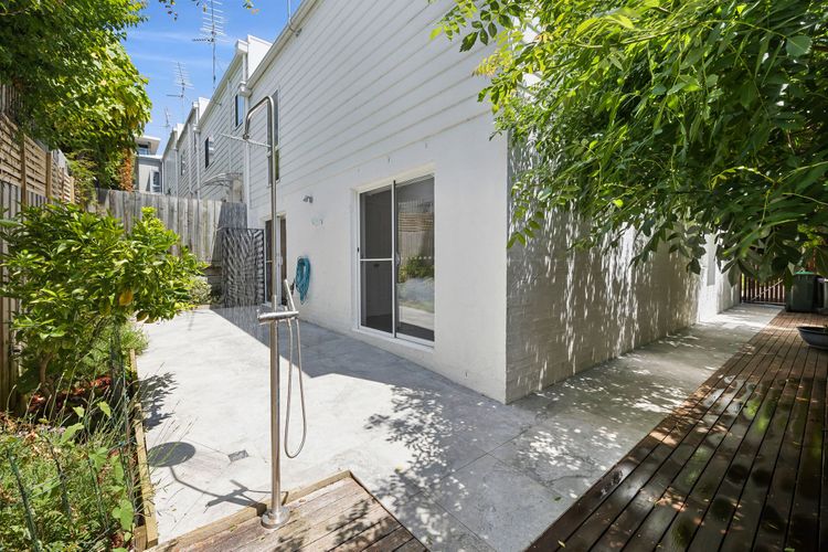 Luxury Lorne