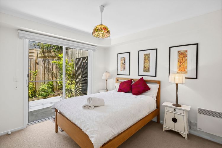 Luxury Lorne