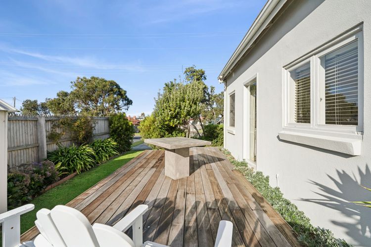 The White House – Prime Location & Oozing Character – Wi-Fi