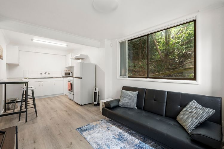 Narrow Neck Hideaway & Studio