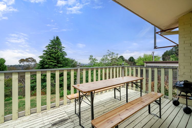 Narrow Neck Hideaway