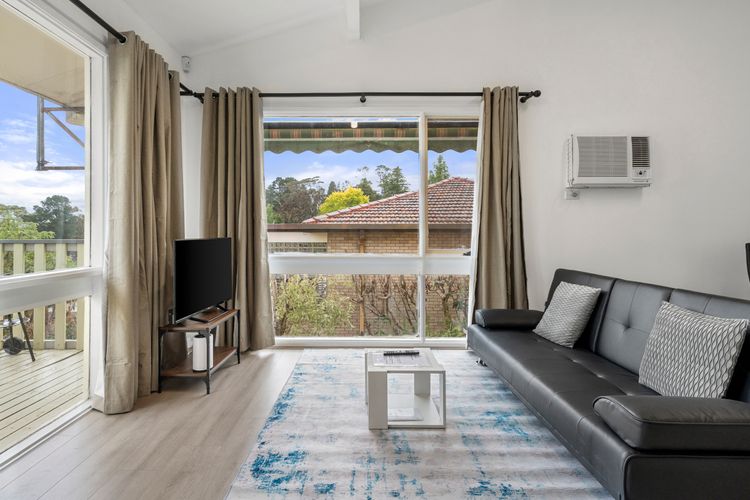 Narrow Neck Hideaway