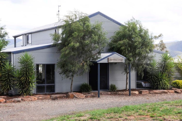Lakeview Lodge