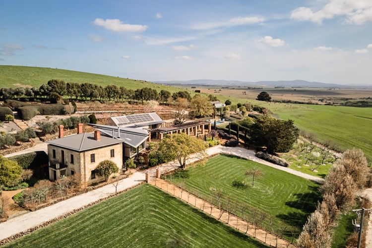 Vale Hill Barn