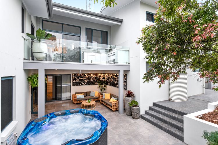 Mimosa House