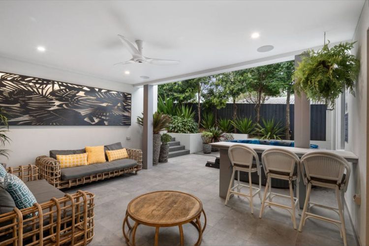 Mimosa House