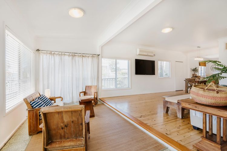 Argyle Beach House – Coastal Style, 130m to beach,