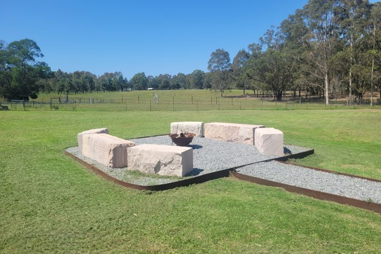 Holiday Homestead – Large Farm Stay Style Home