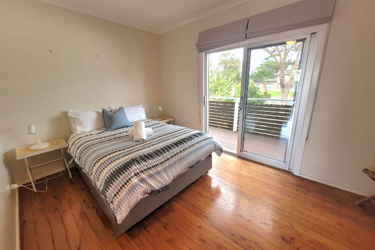 The Dolphin Beach House Vincentia – Beachfront In Vincentia