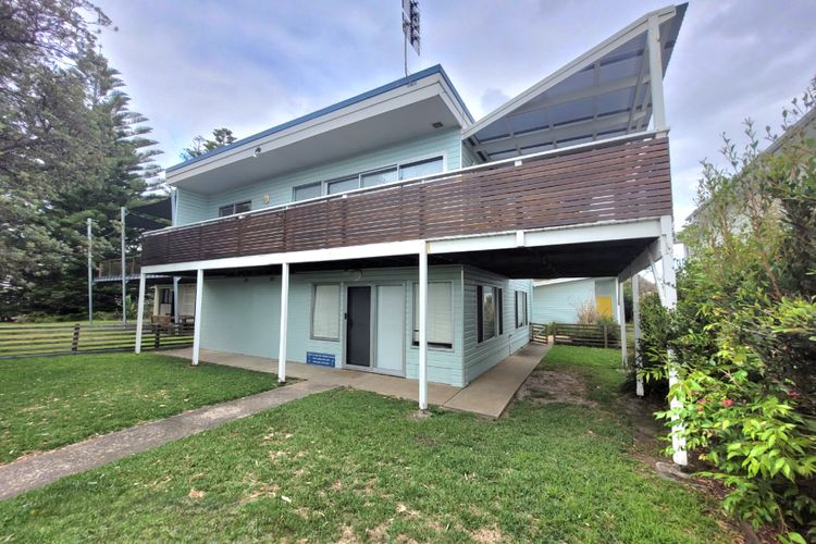 The Dolphin Beach House Vincentia – Beachfront In Vincentia