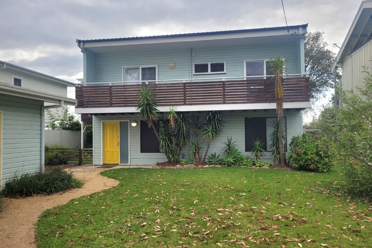 The Dolphin Beach House Vincentia – Beachfront In Vincentia