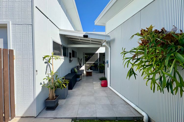 Secret Sanctuary On Seagrass – Luxury Coastal Retreat in Jervis Bay