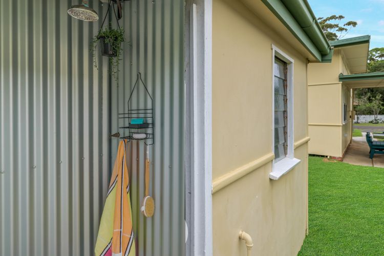 Coastal Retro House – Husky