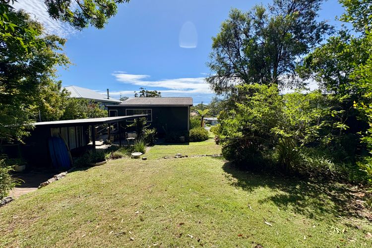 Shack No. 5 – A Quirky, Retro Beach Escape in Jervis Bay!