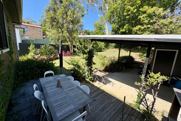 Shack No. 5 – A Quirky, Retro Beach Escape in Jervis Bay!