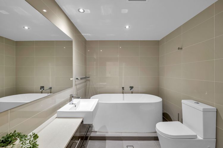 Our Beach House at Husky – Stay for 3 Pay for 2! Relax in Style