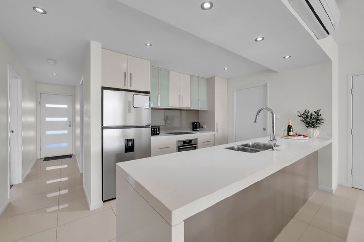 Our Beach House at Husky – Stay for 3 Pay for 2! Relax in Style