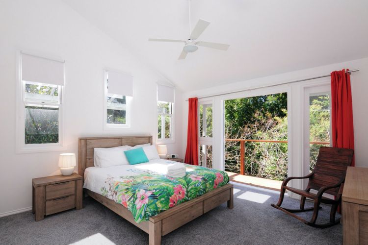 Greenfields Beach House – Linen and WiFi included