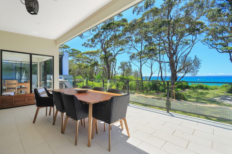 Beachfront Haven On Collingwood Beach