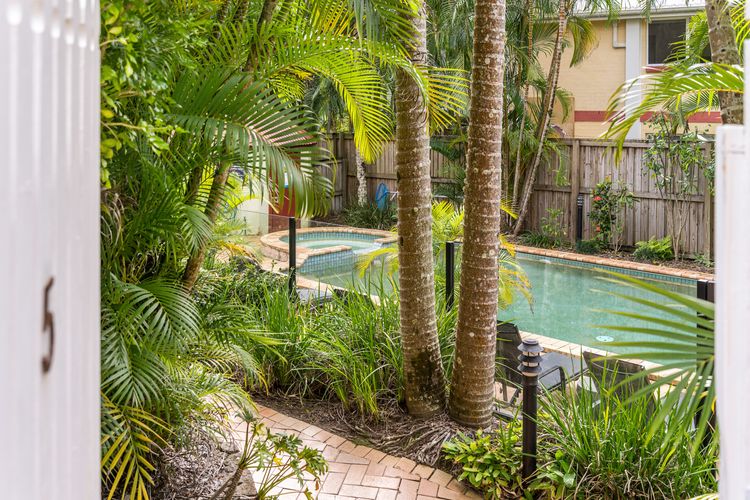 Byron Beachside 5