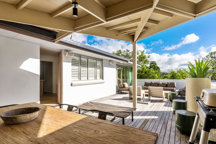 Sunset Bungalow 5