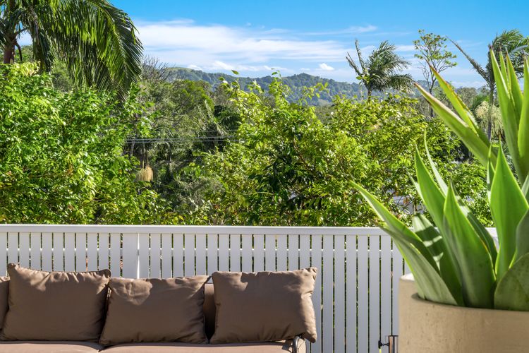 Sunset Bungalow 5