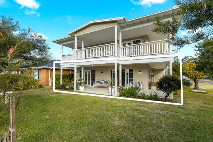 Mon12 – By the Bay by Experience Jervis Bay