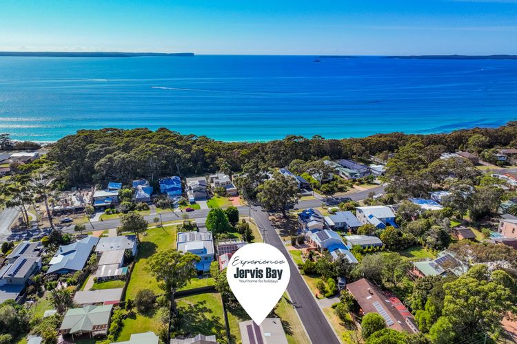 Dac36 – The White House by Experience Jervis Bay