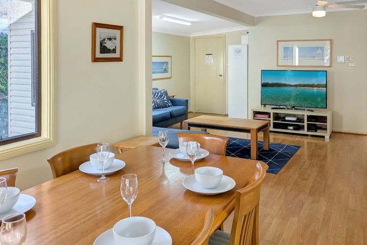 Bas64 – Chill Out @ the Basin by Experience Jervis Bay