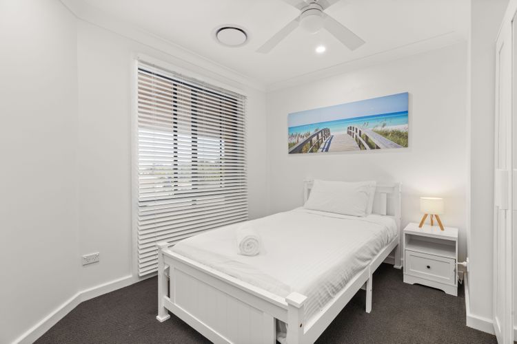 Tur34 – Topsy Turvey by Experience Jervis Bay