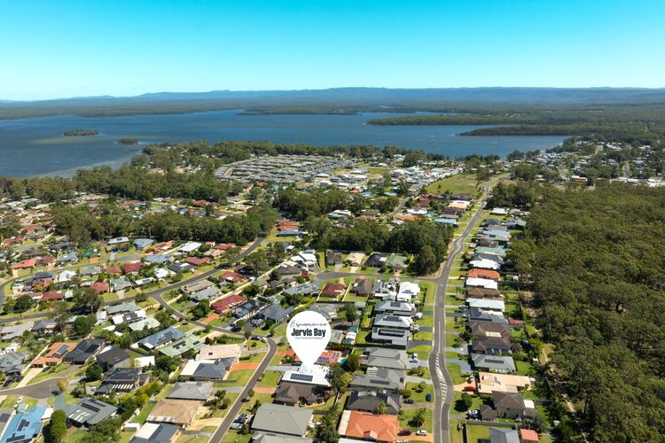 Tur34 – Topsy Turvey by Experience Jervis Bay