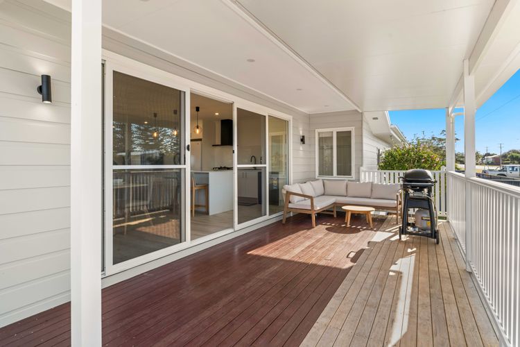 Bay1a – Bayswater Beach House 1 by Experience Jervis Bay